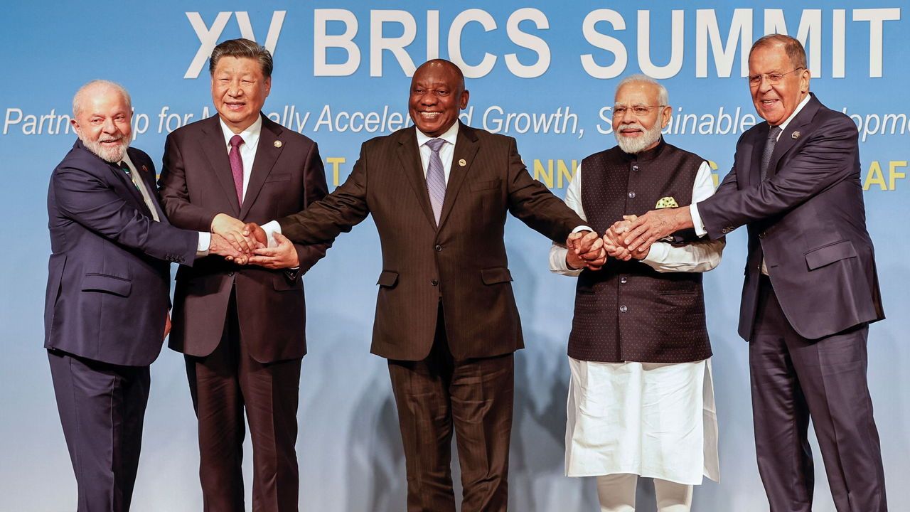 President of Brazil Luiz Inacio Lula da Silva, President of China Xi Jinping, South African President Cyril Ramaphosa, Prime Minister of India Narendra Modi and Russia's Foreign Minister Sergei Lavrov pose for a photo during the 2023 BRICS Summit.