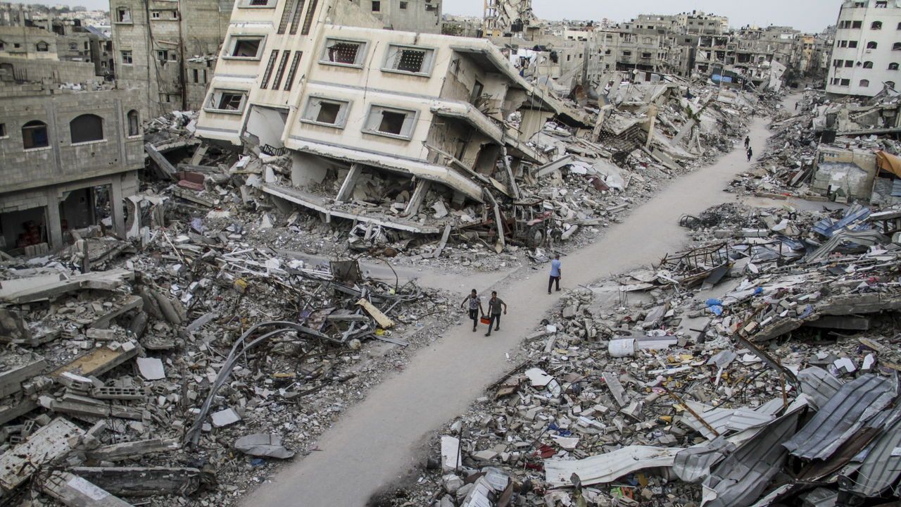 Destroyed buildings after Israeli attacks on Jabalia Refugee Camp in Northern Gaza on April 26th 2024